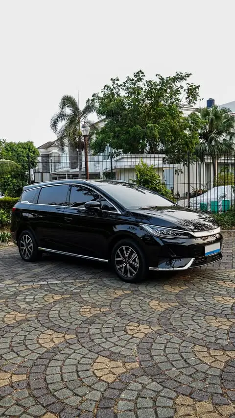 BYD M6 - foto 4