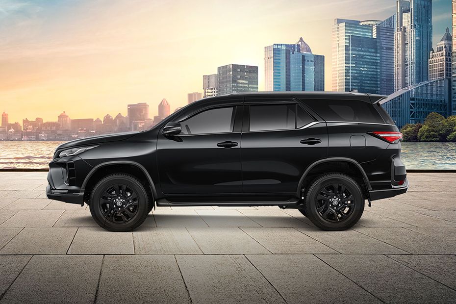 Galeri All New Fortuner 4x2 VRZ